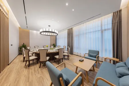 DIANJUN TAOHUALING HOTEL Отели рядом с достопримечательностью «Mojishan Forest Park»