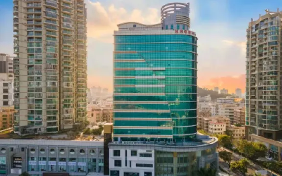 邁豪酒店（珠海情侶中路日月貝大劇院店） 鄰近百分百購物中心的酒店