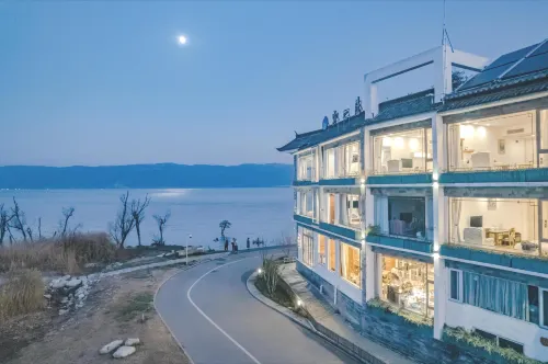 雲之藍海景花園飯店（大理S灣生態廊道）
