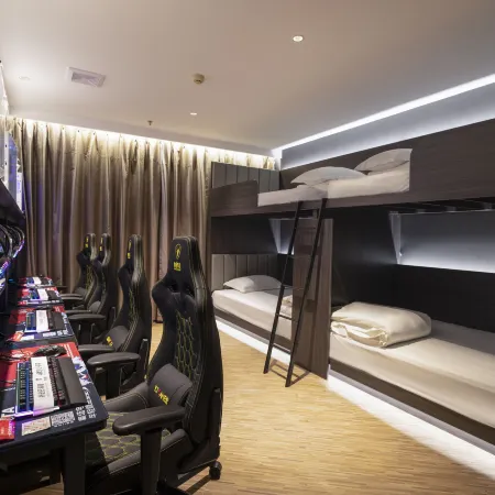 Yueta X Esports Hotel(xinli square)