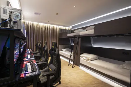 Yueta X Esports Hotel(xinli square)