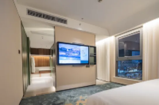 XiangYang Ramada Encore