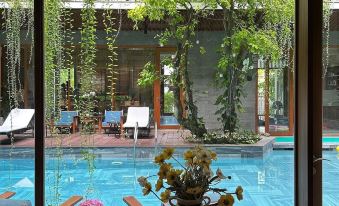 Tam House Villa Hotel