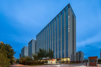 Elong Anyun Hotel (Taiyuan Xiaodian District Fendong Street) Hotels near Huachen Farming Garden