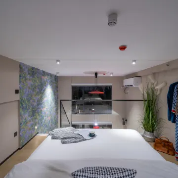 Park Shijia boutique apartment (Guangzhou Yangang Metro Station Store)