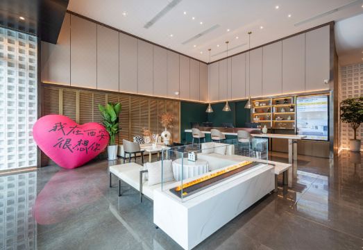 와야 호텔의 모던한 객실 인테리어