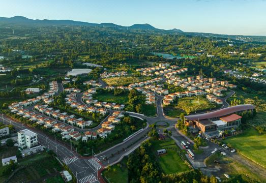 캠퍼트리 호텔 & 리조트