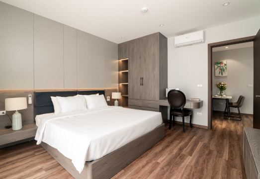 럭스 파라다이스 스위트 호텔