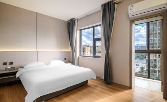 Yipin Hotel (Kunming South Railway Station Chenggong University Town)