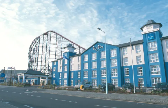 大藍酒店-布萊克浦遊樂海灘