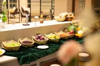 WYNDHAM GARDEN QIANJIANG DOWNTOWN - พร้อมอาหารเช้า