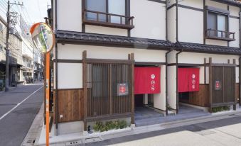 Yadoya Asakusa Sen No kaze