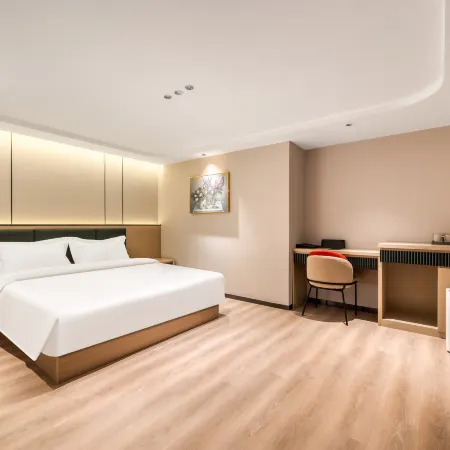Gongzhuling Huayi Hotel