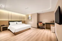 Gongzhuling Huayi Hotel - Bãi đậu xe
