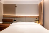 Super8·悅飯店（北京西站軍事博物館店） 京城水系八一湖碼頭附近的飯店