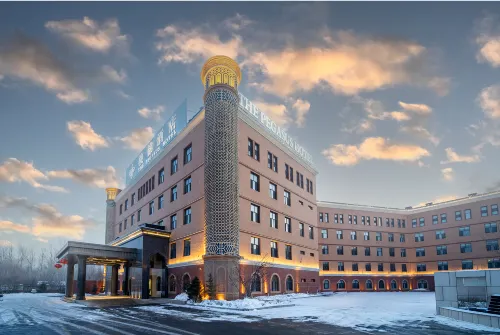 Yining Yujin Hotel