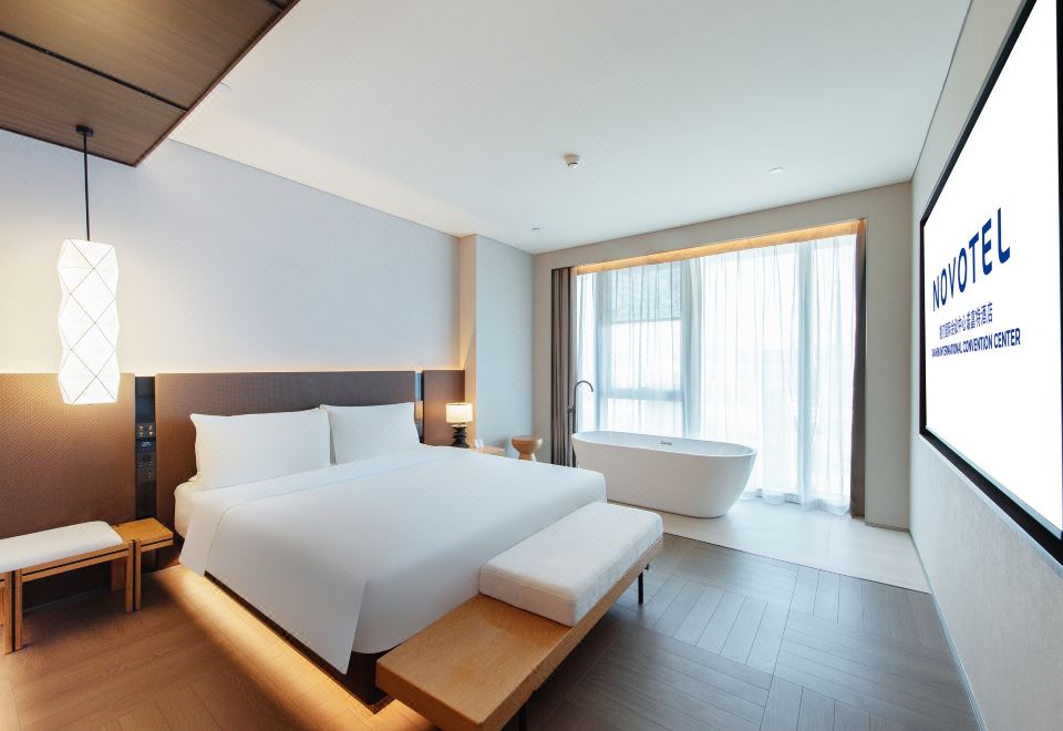 Novotel 내부 전경