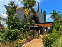Villa 4-BR Klub Bunga No. 10 Batu Malang