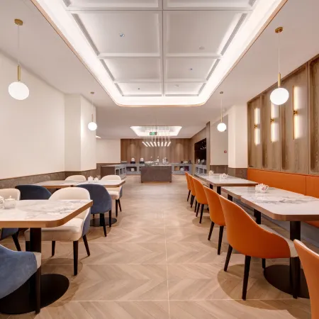 Lanou Hotel
