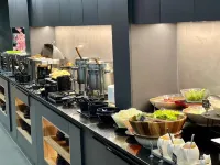 12 The Residence Hotel (Don Mueang Airport) - breakfast