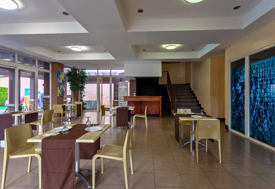 2. 스트라델라 호텔..