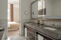 Metropol Hotel