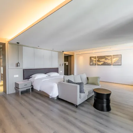 Heyunjian Luxury B&B