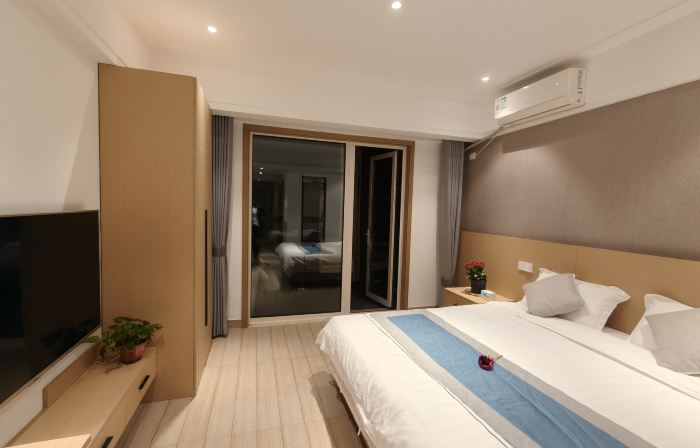 Hot Spring Homestays in Tangquan, Zunhua