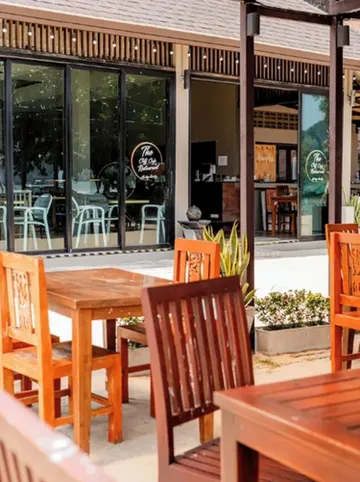 รูปภาพของต้นไทร เบย์ รีสอร์ท