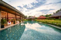 Authentic Khmer Village Resort - Infinity Pools