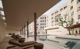 Time River·Neverland Hotel