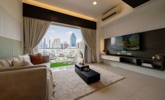 Regalia Residence KL Infinity Pool