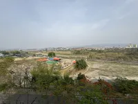Ruili Bai'an Riverview Hotel (Delong International Jewelry City Branch) - Bergblick