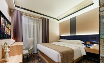 Fanke Hotel (Zunyi Nanbai Modern Plaza)