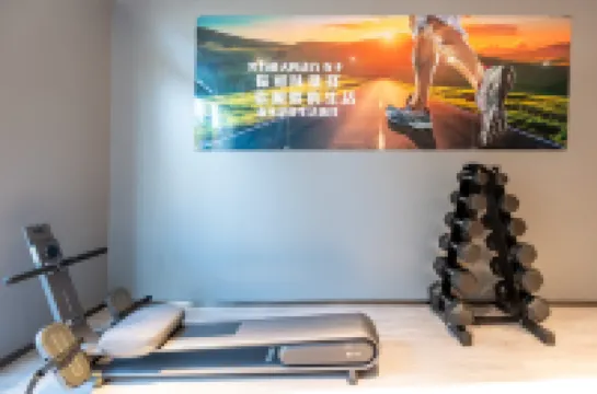 仟那飯店（後海鼓樓大街地鐵站店）