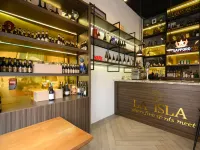 La isla Apartments & Villas - Sea View & Fireworks Phu Quoc Hotels near An Thoi