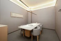 JI Hotel - gimnasio