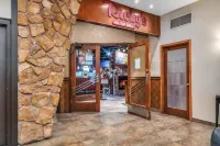 Seven Oaks Hotel Regina