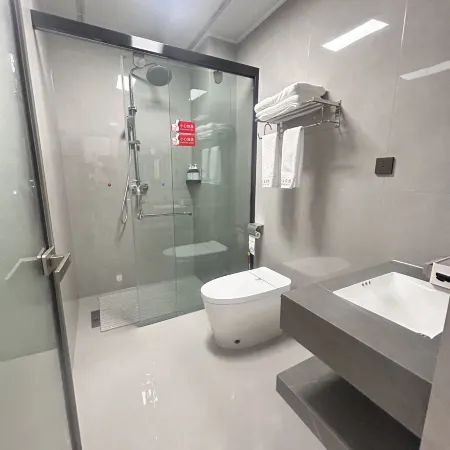 Huaping Fengying Hotel