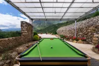 Xilin Mountain Residence (Danba Jiaju Tibetan Village) - Gym