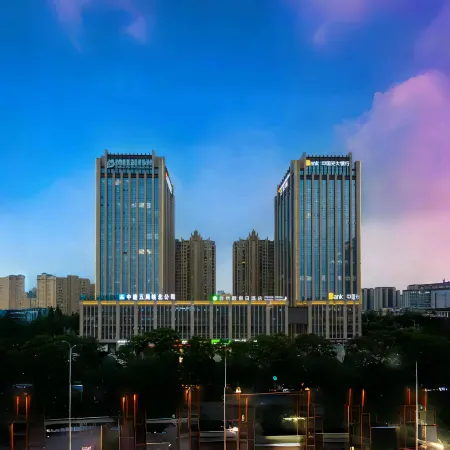 Ziranxing Holiday Hotel