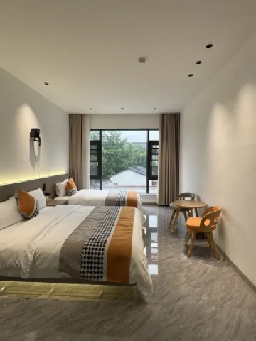 Liyang Qingjia Minshu Inn Hotels near Nan Mountain Drifting