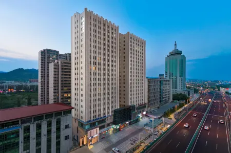 Ease Hotel (Inner Mongolia University of Technology Jinchuan Campus)