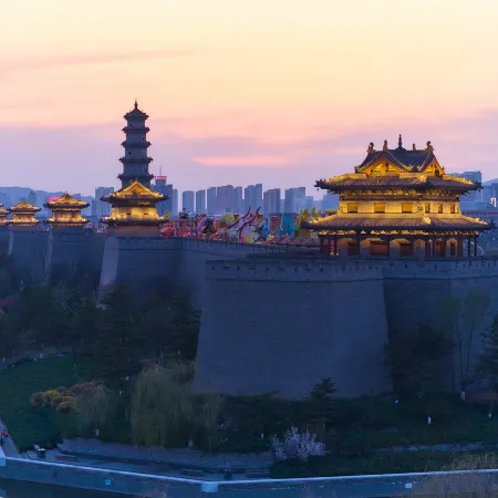 Datong Onetwo Hotel（Datong ancient city Daiwangfu shop）