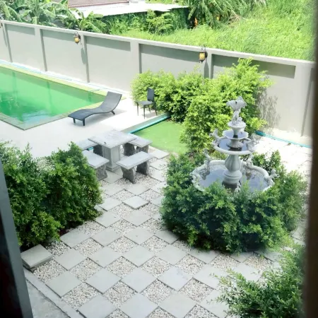 RQ Bangkok Sukhumvit 107 by Collection O