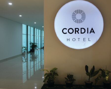 科迪亞酒店馬卡薩爾機場 馬羅斯縣酒店