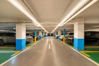 美豪酒店（茫崖店） - 停車場