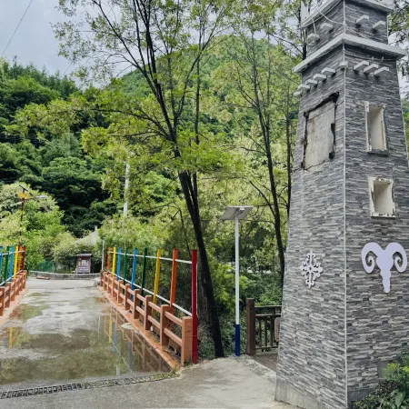 Super 8 Collection Hotel (Longnan Tanchang Guan'egou Branch)