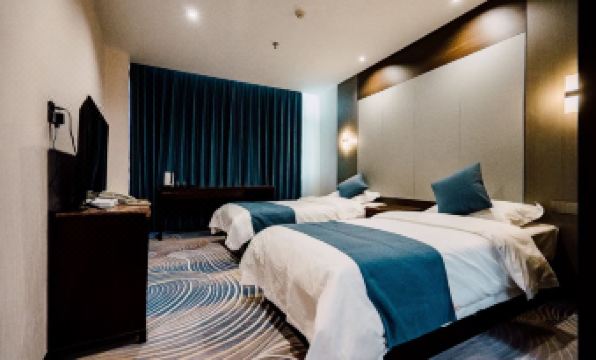 Zhangjiakou Jinfeng Hotel Hotel (Hebei North University First Affiliated Hospital)