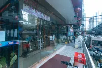 Chinatown Lai Lai Hotel by RedDoorz マニラのホテル